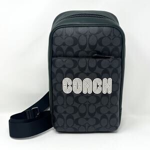 Coach Westway Pack In Colorblock Signature Canvas With Coach Patch CE522